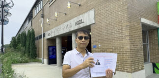 Mark Su Continues Petition Drive for Chicago Mayor Meet & Greet Citizens